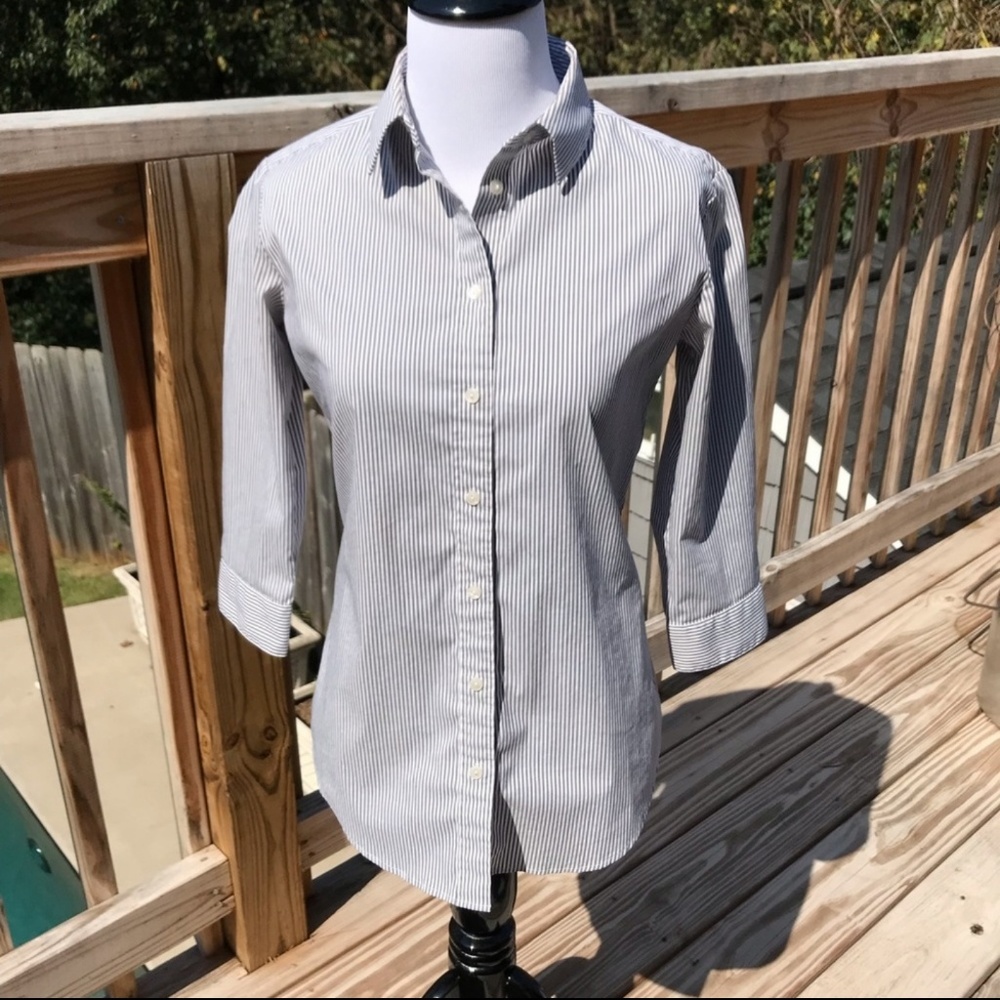 Striped 1/2 sleeve button down